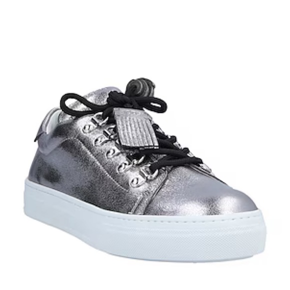 TOD’S Sportivo Metallic Leather Sneakers SZ 38 Fringe Silver Shoes
